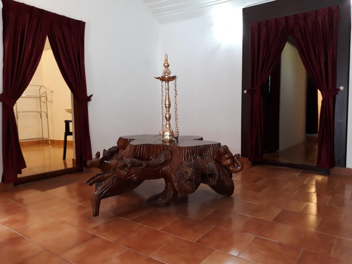 Golden Green Hotel Munnar Ngoại thất bức ảnh